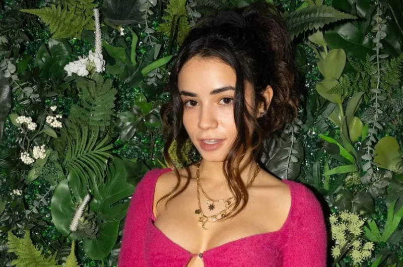 Daisy Blooms Real Name, Age, Height and Biography