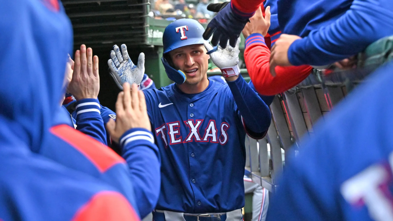 Match Overview: Rangers vs Mariners